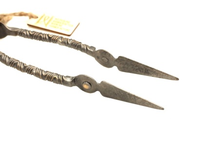 Щипцы кованные Werkbund Tongs